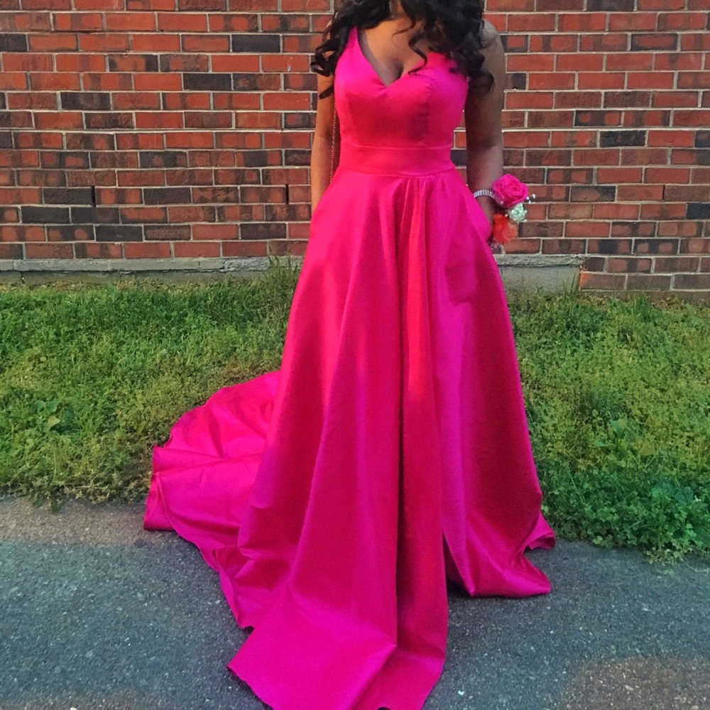 Pink Prom Dress!!